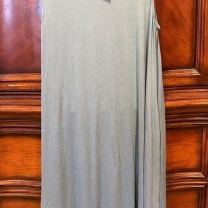 NEW! Zenana Outfitters Sage Green Sleeveless Midi Dress size large